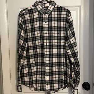 Brand New without tags Express Mens flannel size L. Black, white & Red